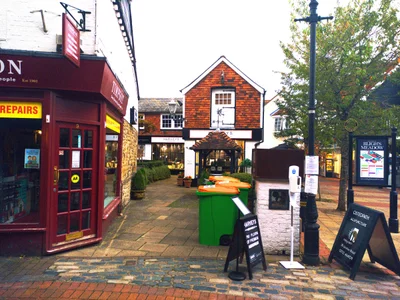 Kent - Photo 2