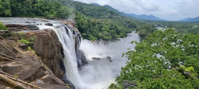 Athirappilly - Photo 4