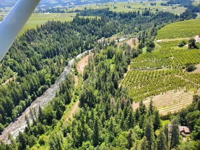 Hood River - Photo 2