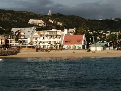 Saint-Gilles-Les-Bains - Photo 2