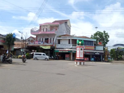 Kemiri - Photo 3