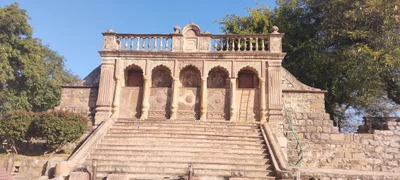 Jhansi - Photo 2