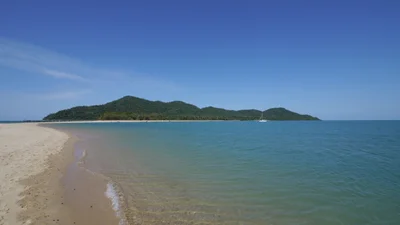 Dunk Island - Photo 2