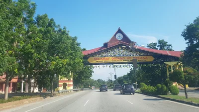 Ayer Keroh - Photo 5