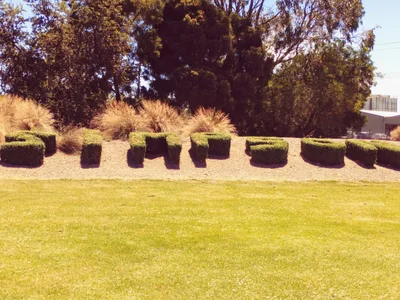 Simpson - Photo 2