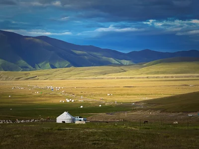 Hejing County - Photo 3