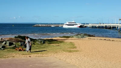 Redcliffe - Photo 2
